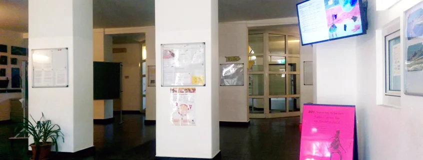 Foyer der Schule