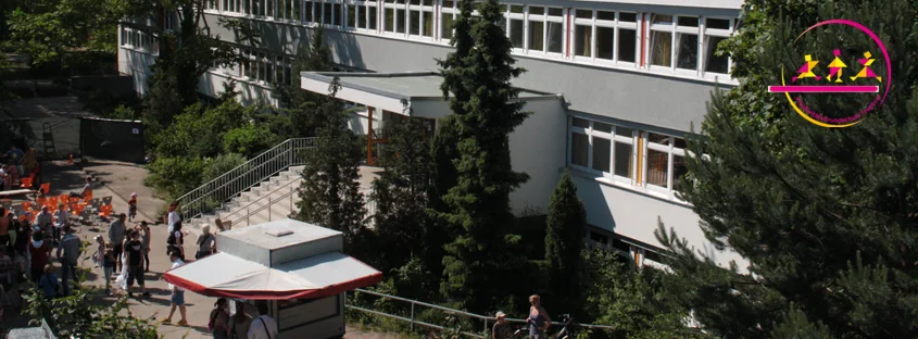 Schulgelände am Birkenwäldchen